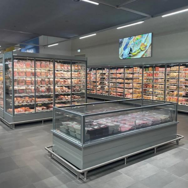 Kühlmöbel im Supermarkt